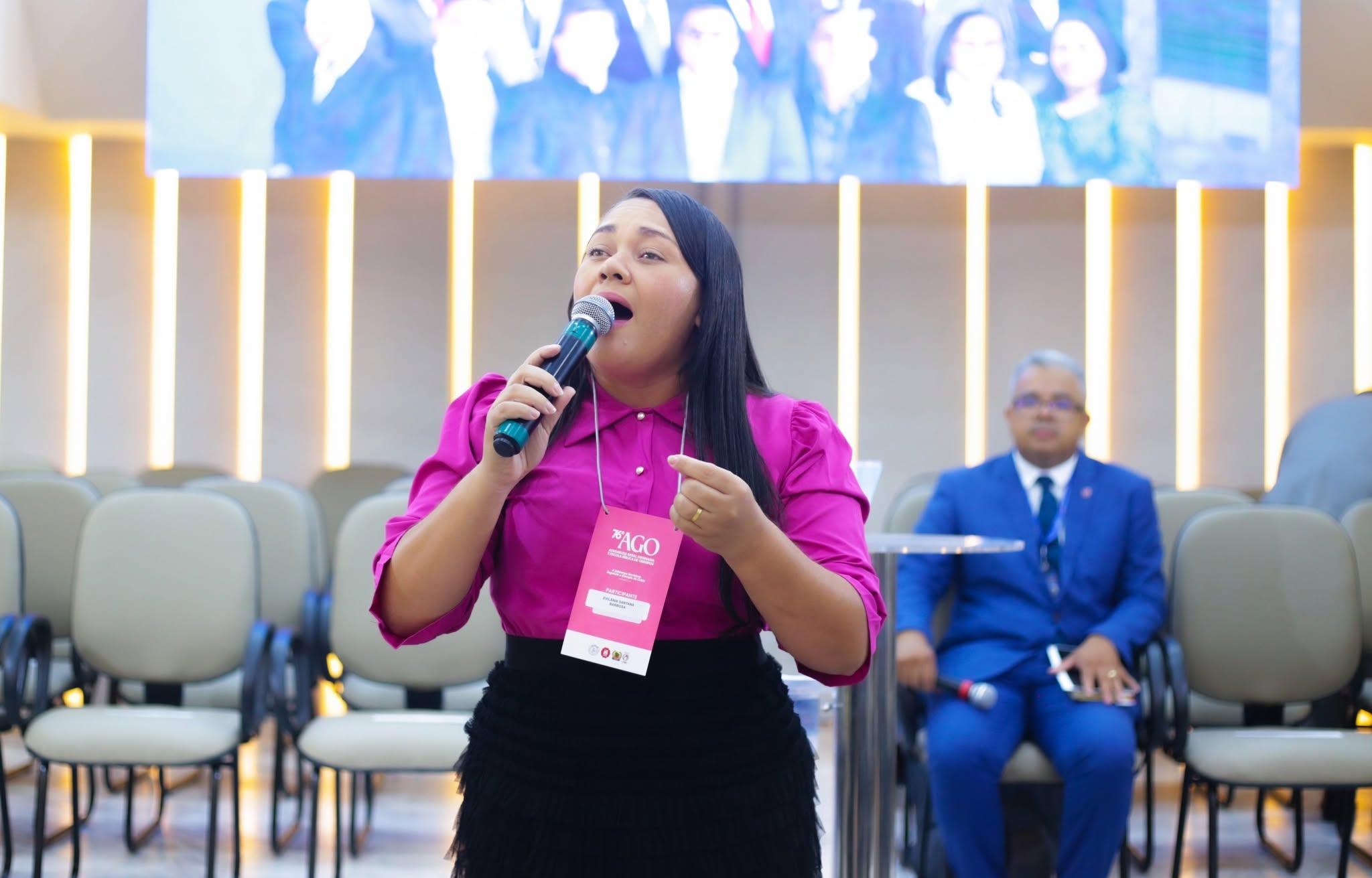 A adoração encheu o templo e preparou nossos corações para a poderosa Palavra de Deus! 